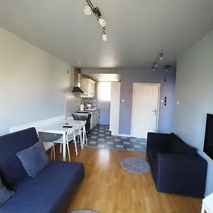Apartamento Saski, Varsovia